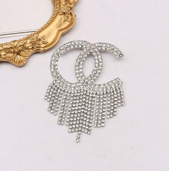 20style elegant luxury brand desinger brooch women rhinestone pearl letter brooches suit pin fashion jewelry clothing decoration accessories, Gray
20style elegant luxury brand desinger brooch women rhinestone pearl letter brooches suit pin fashion jewelry clothing decoration accessories, Gray