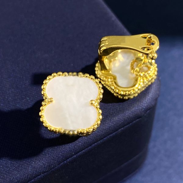 luxury clover stud flower earring van designer for lady woman fashion ear clip jewelry women cjeweler internet celebrity popularity orecchin, Golden;silver
luxury clover stud flower earring van designer for lady woman fashion ear clip jewelry women cjeweler internet celebrity popularity orecchin, Golden;silver
