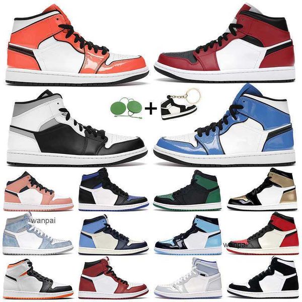 men women basketball shoes 1s high og 1 electro orange shadow 2.0 hyper royal chicago light banned rust pink mens trainers sports sneakers
men women basketball shoes 1s high og 1 electro orange shadow 2.0 hyper royal chicago light banned rust pink mens trainers sports sneakers