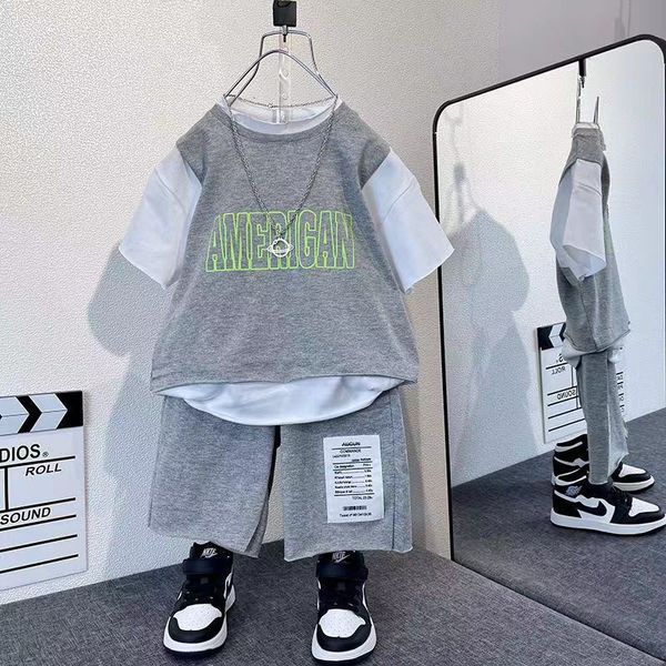 clothing sets boys' fake two piece tshirt five pants 2 pcs girls' printed letter patchwork summer 312y 230506, White
clothing sets boys' fake two piece tshirt five pants 2 pcs girls' printed letter patchwork summer 312y 230506, White