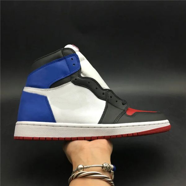 2023 basketball shoes jumpman 1 high og 3 black varsity red royal man designer what the i fashion trainers come with box
2023 basketball shoes jumpman 1 high og 3 black varsity red royal man designer what the i fashion trainers come with box