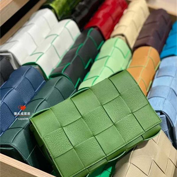 bottegas bag on the road cassette matte woven single shoulder cross pillow small square venetas leather cz
bottegas bag on the road cassette matte woven single shoulder cross pillow small square venetas leather cz
