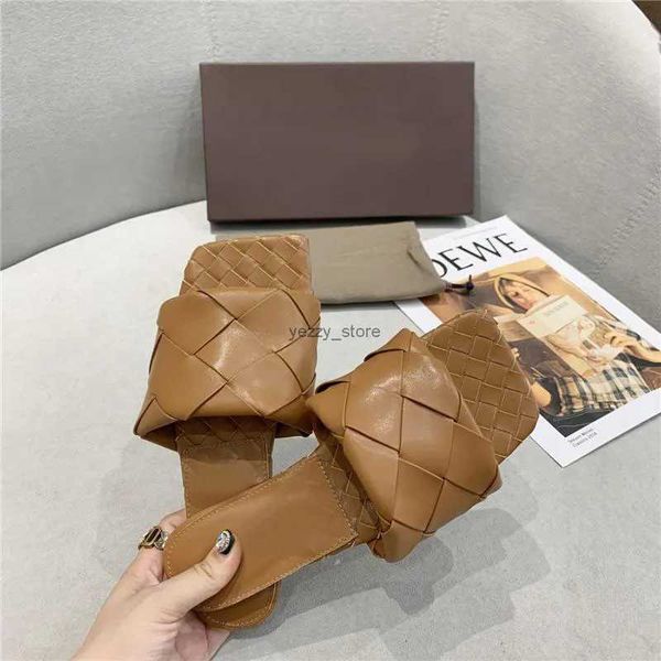lido lambskin women slippers designers open-toe woven flat sandals intreccio leather slides summer fashion shoes with box and, Black
lido lambskin women slippers designers open-toe woven flat sandals intreccio leather slides summer fashion shoes with box and, Black