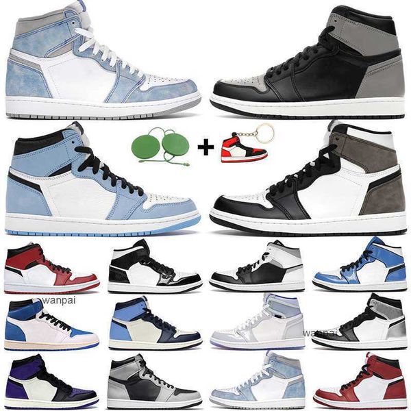 men women basketball shoes 1s high og 1 electro orange shadow 2.0 hyper royal light chicago unc patent mens trainers sports sneakers
men women basketball shoes 1s high og 1 electro orange shadow 2.0 hyper royal light chicago unc patent mens trainers sports sneakers