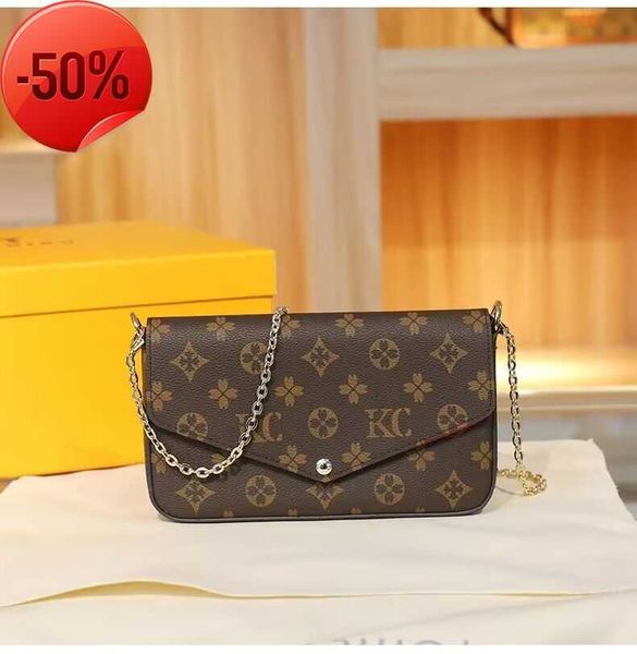 2023 multi felicie pochette women chain bags wallet messenger leather handbags shoulder flower purse crossbody, Red;black
2023 multi felicie pochette women chain bags wallet messenger leather handbags shoulder flower purse crossbody, Red;black