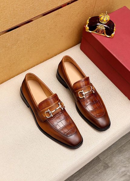 2023 mens fashion dress shoes genuine leather business office work formal flats male brand designer party wedding loafers size 38-47, Black
2023 mens fashion dress shoes genuine leather business office work formal flats male brand designer party wedding loafers size 38-47, Black