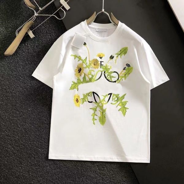 summer men's t shirt designer short sleeve fashion brand printed loose women's cotton t-shirt classic luxury crewneck street senio, White;black
summer men's t shirt designer short sleeve fashion brand printed loose women's cotton t-shirt classic luxury crewneck street senio, White;black