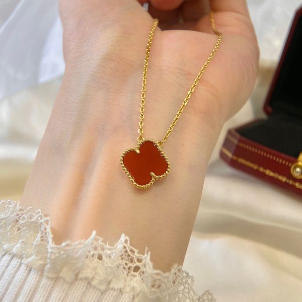 luxury four leaf clover woman pendant necklaces designer van necklace internet celebrity fashion jewelry women party chokers necklace 1123, Silver
luxury four leaf clover woman pendant necklaces designer van necklace internet celebrity fashion jewelry women party chokers necklace 1123, Silver