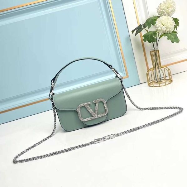handbag designer valentions women v bags luxurys diamond buckle mini handheld cowhide shoulder crossbody women's chain 2 0igh
handbag designer valentions women v bags luxurys diamond buckle mini handheld cowhide shoulder crossbody women's chain 2 0igh