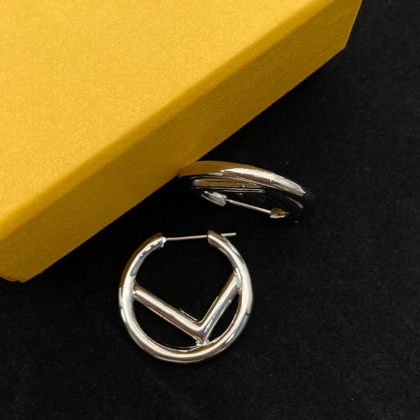 drop earring designer earring stud earring for woman 14k earring 925 earring love earring fashion earring woman earring, Golden;silver
drop earring designer earring stud earring for woman 14k earring 925 earring love earring fashion earring woman earring, Golden;silver