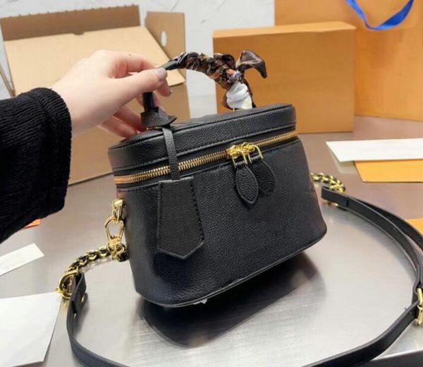 women leather embossing cosmetic bags brand makeup bag designers toiletry travel pouch ladies purses handbags
women leather embossing cosmetic bags brand makeup bag designers toiletry travel pouch ladies purses handbags