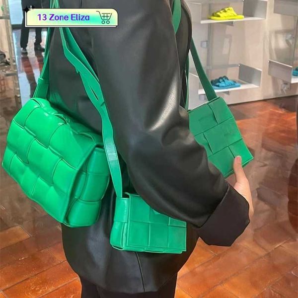 bottegas bag cassette triangle button woven pillow flip cover postman cross body square venetas leather zc
bottegas bag cassette triangle button woven pillow flip cover postman cross body square venetas leather zc