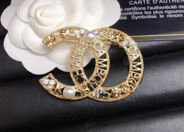 20style luxury brand designer pearl brooch letter brooches for women charm wedding fashion gift ewelry accessoriey, Gray
20style luxury brand designer pearl brooch letter brooches for women charm wedding fashion gift ewelry accessoriey, Gray