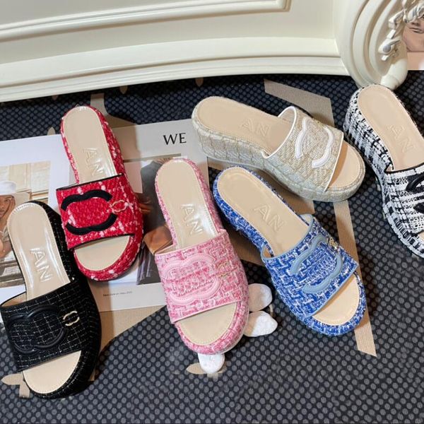 designer womens slippers c letter luxury thick-bottomed leather woven high-end outdoor beach sandals non-slip 35-40, Black
designer womens slippers c letter luxury thick-bottomed leather woven high-end outdoor beach sandals non-slip 35-40, Black