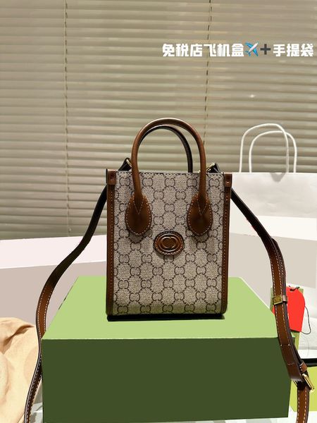 r womens wallet authentic leather bag detachable chain handle handbag crossbody bag travel bag men's wallet casual strap bag
r womens wallet authentic leather bag detachable chain handle handbag crossbody bag travel bag men's wallet casual strap bag