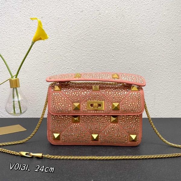 rivet valentins new luxury bags handbag bag designer handbag crystal shiny women diamond embedding fashion handheld shoulder crossbody women
rivet valentins new luxury bags handbag bag designer handbag crystal shiny women diamond embedding fashion handheld shoulder crossbody women
