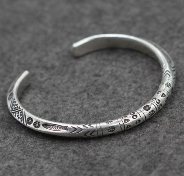chiang mai handmade silver s925 sterling bracelets national style original open ended exquisite carving men and women bangle1418875, Golden;silver
chiang mai handmade silver s925 sterling bracelets national style original open ended exquisite carving men and women bangle1418875, Golden;silver