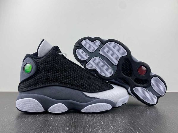 jumpman 13s basketball shes man sneakers size 12 13 double with the original box black flint dj5982-060 2.5
jumpman 13s basketball shes man sneakers size 12 13 double with the original box black flint dj5982-060 2.5