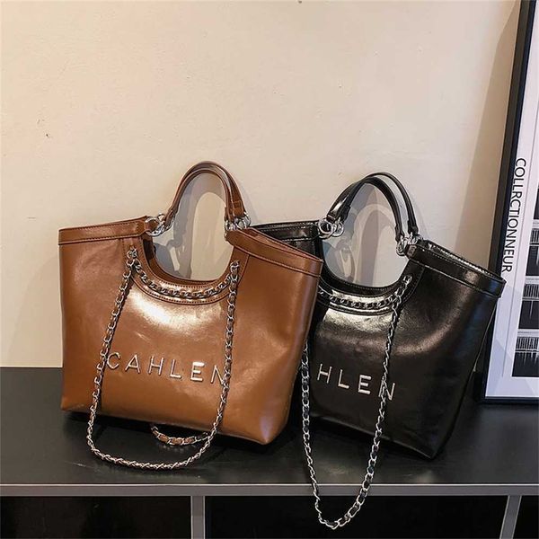 purses advanced fashion letter commuter handheld bag new high capacity one shoulder crossbody big for women
purses advanced fashion letter commuter handheld bag new high capacity one shoulder crossbody big for women