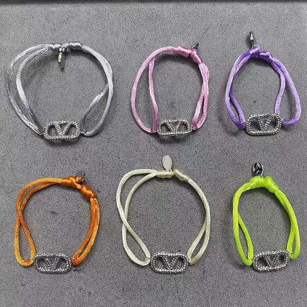 2023 5a quality designer bracelets design bangle stainless steel gold buckle bracelet fashion jewelry men for women and men 18k plated 925 s, Golden;silver
2023 5a quality designer bracelets design bangle stainless steel gold buckle bracelet fashion jewelry men for women and men 18k plated 925 s, Golden;silver