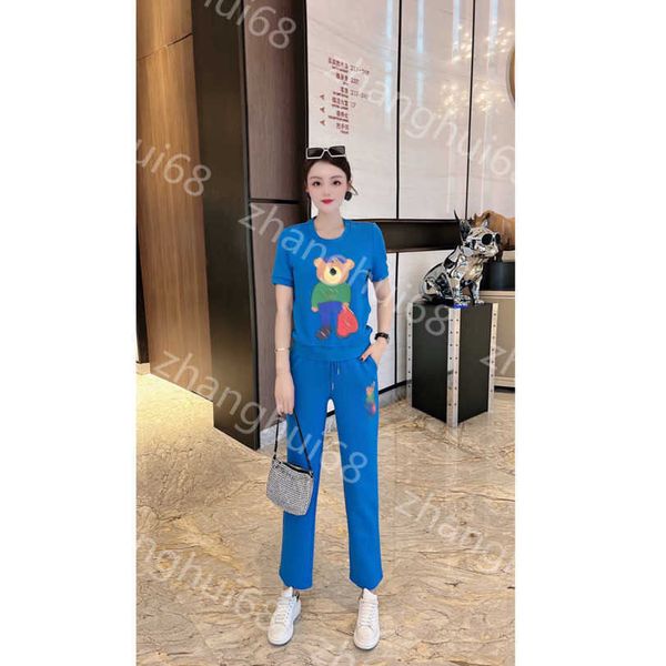 23ss women tracksuit womens designer clothing round neck pure cotton heavy bear printing short sleeve t-shirt elastic waist pull rope trouse, Gray
23ss women tracksuit womens designer clothing round neck pure cotton heavy bear printing short sleeve t-shirt elastic waist pull rope trouse, Gray