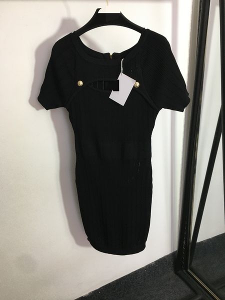 312 2023 runway dress spring summer dress brand same style empire crew neck short sleeve white black womens dress fashion 20231724
312 2023 runway dress spring summer dress brand same style empire crew neck short sleeve white black womens dress fashion 20231724