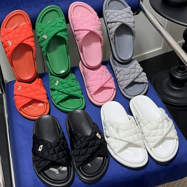 size 35-44 women men slippers c two slip on slides raffia espadrilles interlocking c platform sandal embossed mules logo slides checks plaid, Black
size 35-44 women men slippers c two slip on slides raffia espadrilles interlocking c platform sandal embossed mules logo slides checks plaid, Black