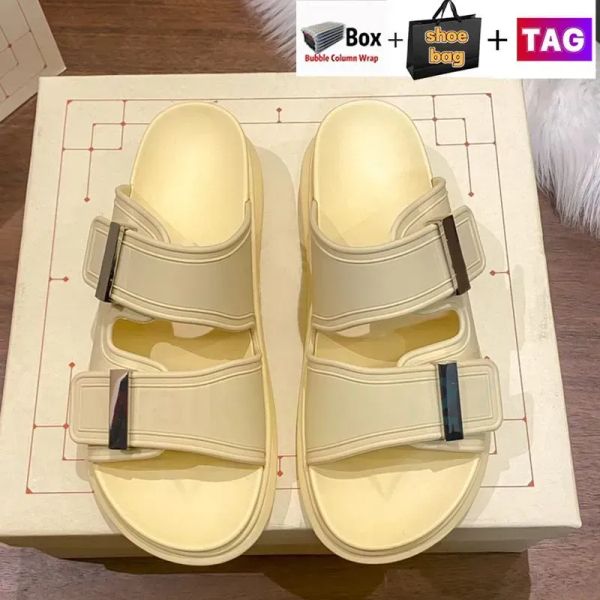 2023 new fashion hybrid rubber slide luxury slippers designer women flat heel slides summer indoor outdoor sandals beach sandal coral tea, Black
2023 new fashion hybrid rubber slide luxury slippers designer women flat heel slides summer indoor outdoor sandals beach sandal coral tea, Black
