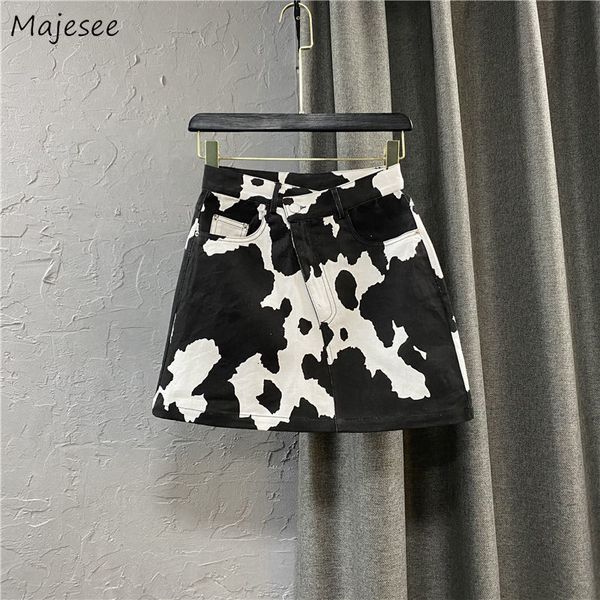 skirts cow printed women high waist mini leisure elegant all match pockets vintage college stylish holiday female faldas 230508, Black
skirts cow printed women high waist mini leisure elegant all match pockets vintage college stylish holiday female faldas 230508, Black