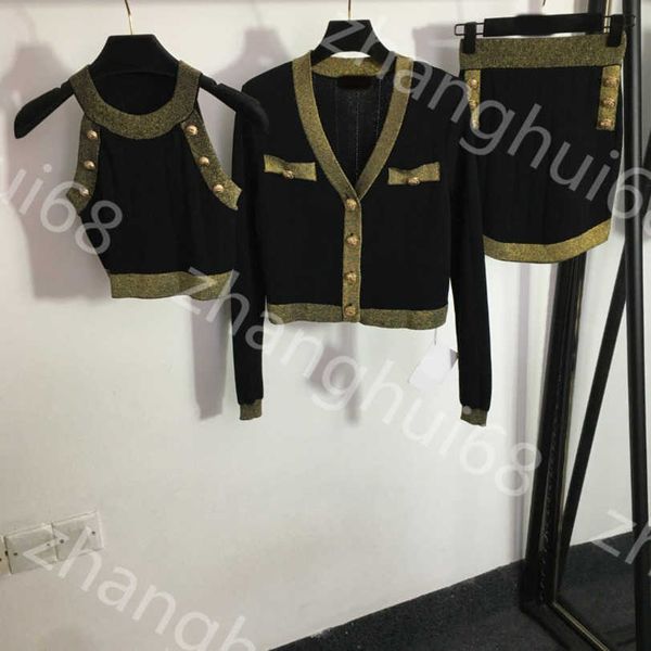 23ss skirt set women designer clothes single breasted v-neck long sleeve knitted cardigan hanging neck type vest slimming short half skirt s, White
23ss skirt set women designer clothes single breasted v-neck long sleeve knitted cardigan hanging neck type vest slimming short half skirt s, White