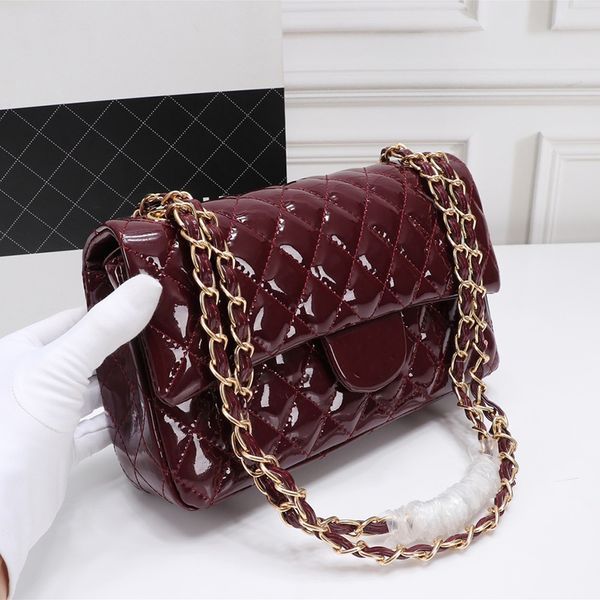 french womens patenet leather red black quilted bags classic double flap purse gold metal hardware matelasse chain crossbody shoulder handba
french womens patenet leather red black quilted bags classic double flap purse gold metal hardware matelasse chain crossbody shoulder handba