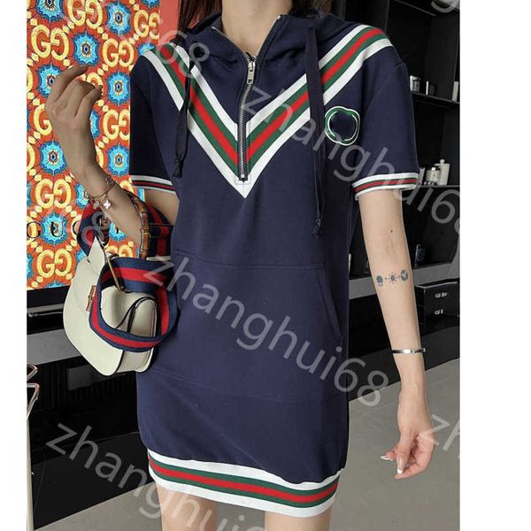 23ss women dress womens designer clothing summer dresses summer new chest v stitching logo print hooded half zipper short-sleeved dress wome, Black;gray
23ss women dress womens designer clothing summer dresses summer new chest v stitching logo print hooded half zipper short-sleeved dress wome, Black;gray