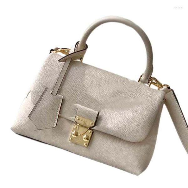 backpack style tote bag wallet fashion handbags shoulder luxurys metal chain gold women handbag embossin lady cross body bags
backpack style tote bag wallet fashion handbags shoulder luxurys metal chain gold women handbag embossin lady cross body bags