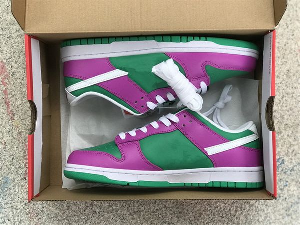 new motorcycle boots sb low stadium green white-fuchsia-white fd9924-311 casual shoes men women designer sports shoe outdoor sneaker
new motorcycle boots sb low stadium green white-fuchsia-white fd9924-311 casual shoes men women designer sports shoe outdoor sneaker
