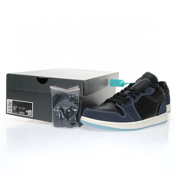 basketball shoes jumpman 1 low midnight navy 1s og men/women sport sneaker with original box
basketball shoes jumpman 1 low midnight navy 1s og men/women sport sneaker with original box