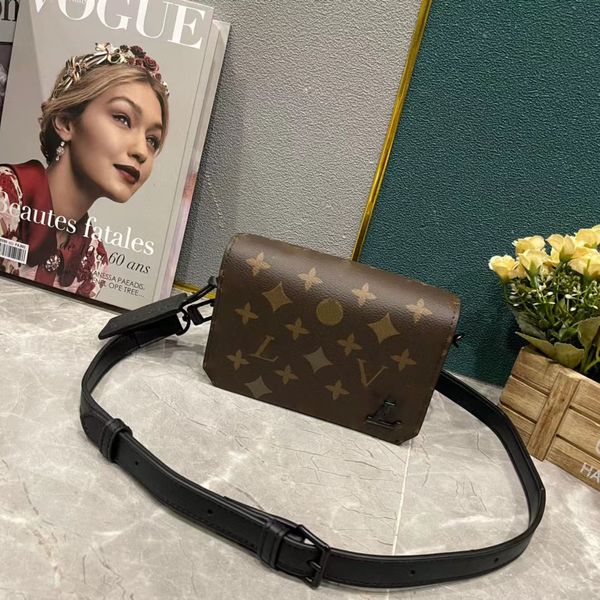 2023designer waist bag bumbag belt mens backpack tote crossbody purses messenger men handbag fashion wallet fannypack563
2023designer waist bag bumbag belt mens backpack tote crossbody purses messenger men handbag fashion wallet fannypack563