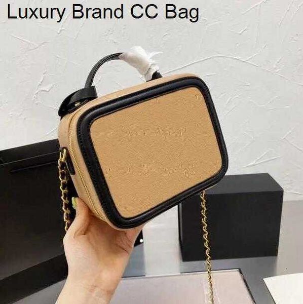 shape cc shoulder bags diamond lattice shoulder bags designer square chain handbags cross body women cosmetic totes crossbody clutch tote
shape cc shoulder bags diamond lattice shoulder bags designer square chain handbags cross body women cosmetic totes crossbody clutch tote