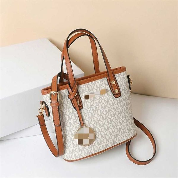 purses clearance 70% off vegetable basket tote bag one shoulder portable crossbody women's popular on the internet large capacity ins20
purses clearance 70% off vegetable basket tote bag one shoulder portable crossbody women's popular on the internet large capacity ins20