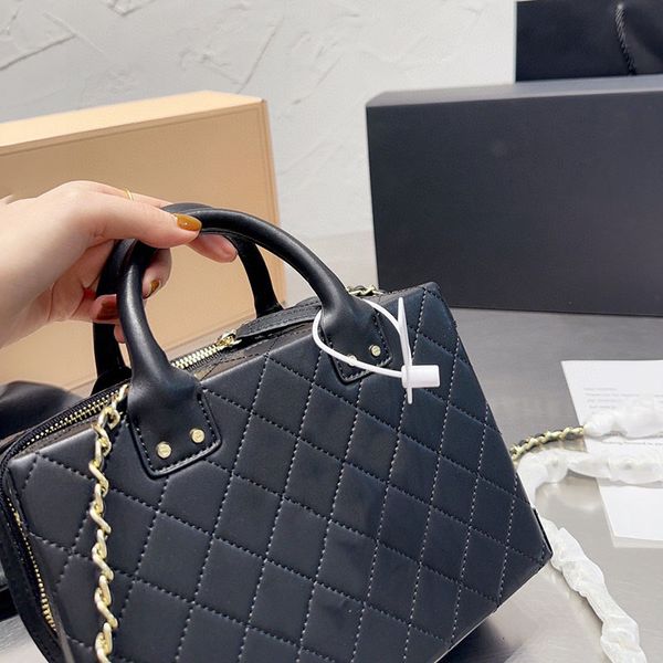 shoulder bags most luxury cc tote trunk bags luxury original designer messenger bag lady crossbody bags fashion handle soft casual leather w
shoulder bags most luxury cc tote trunk bags luxury original designer messenger bag lady crossbody bags fashion handle soft casual leather w