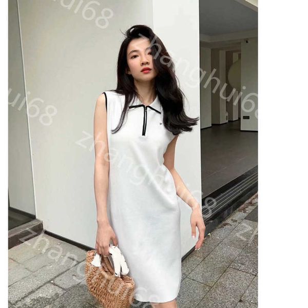 23ss summer dresses women dress womens designer clothing summer sleeveless color patchwork lapel half zipper embroidered dress womens clothi, Black;gray
23ss summer dresses women dress womens designer clothing summer sleeveless color patchwork lapel half zipper embroidered dress womens clothi, Black;gray