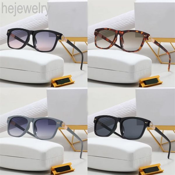 solid white frame mens designer sunglasses novel eyeglasses fashion square lentes de sol with metal part women sunglasses leopard print fram, White;black
solid white frame mens designer sunglasses novel eyeglasses fashion square lentes de sol with metal part women sunglasses leopard print fram, White;black