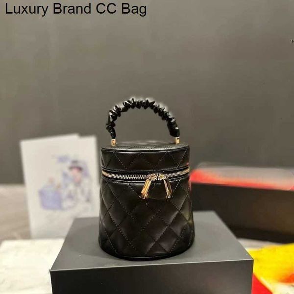 handbags bags cc luxury designer shoulder fashionbags womens bags cc black handbag crossbody classic quilted cylinder sling buckets bag wome
handbags bags cc luxury designer shoulder fashionbags womens bags cc black handbag crossbody classic quilted cylinder sling buckets bag wome