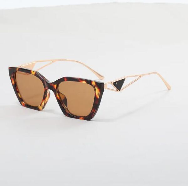 8286 designer sunglasses classic eyeglasses goggle outdoor beach sun glasses for man woman mix color optional triangular signature, White;black
8286 designer sunglasses classic eyeglasses goggle outdoor beach sun glasses for man woman mix color optional triangular signature, White;black