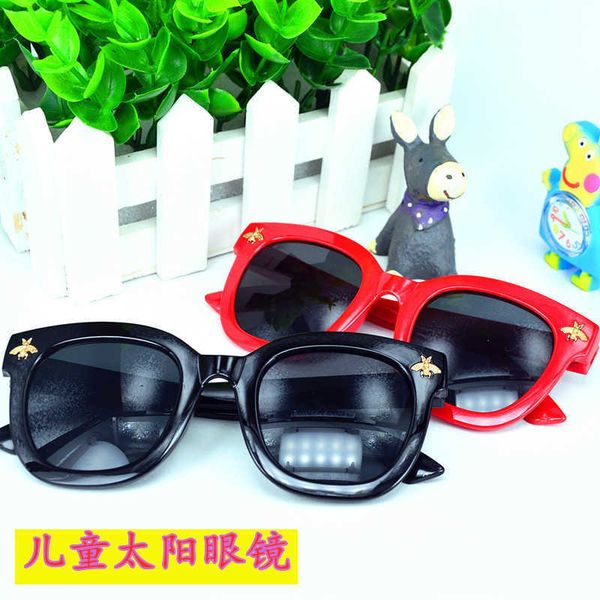 new style children's square anti ultraviolet sunglasses little bees cute baby colorful sun visors, White;black
new style children's square anti ultraviolet sunglasses little bees cute baby colorful sun visors, White;black