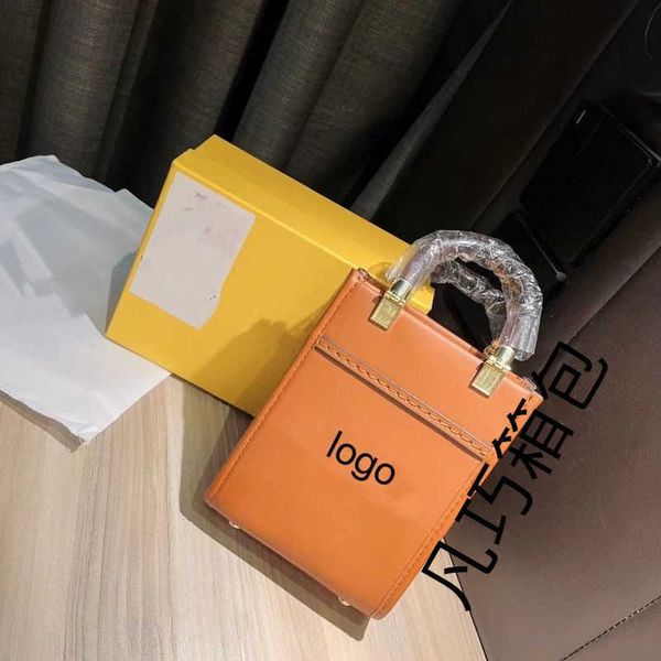 2023 handbag women's f family's new mini tote fashion versatile one shoulder handbag popular on the internet same style diagonal s
2023 handbag women's f family's new mini tote fashion versatile one shoulder handbag popular on the internet same style diagonal s