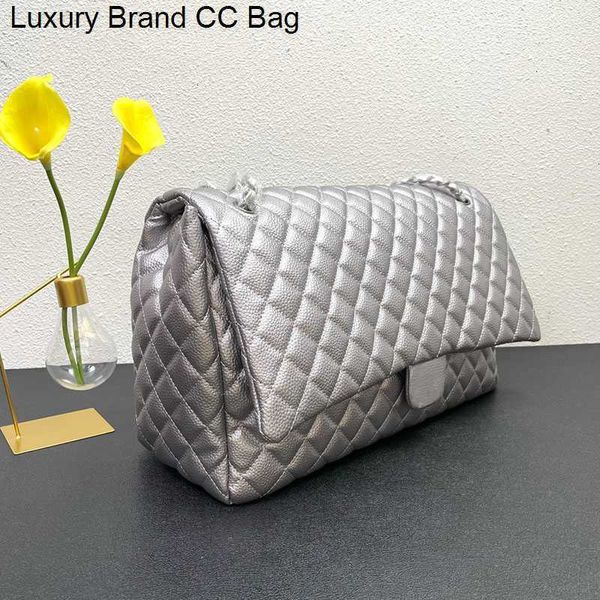 caviar cc shoulder bags 22p f/w classic maxi single flap leather quilted bags cowhide aged silve/gold meatl hardware matelasse chain large c
caviar cc shoulder bags 22p f/w classic maxi single flap leather quilted bags cowhide aged silve/gold meatl hardware matelasse chain large c