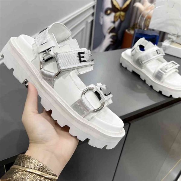 fashion sandals luxury design 2023 celins women high heel leather letter logo wedding party casual slippers 01-013, Black
fashion sandals luxury design 2023 celins women high heel leather letter logo wedding party casual slippers 01-013, Black