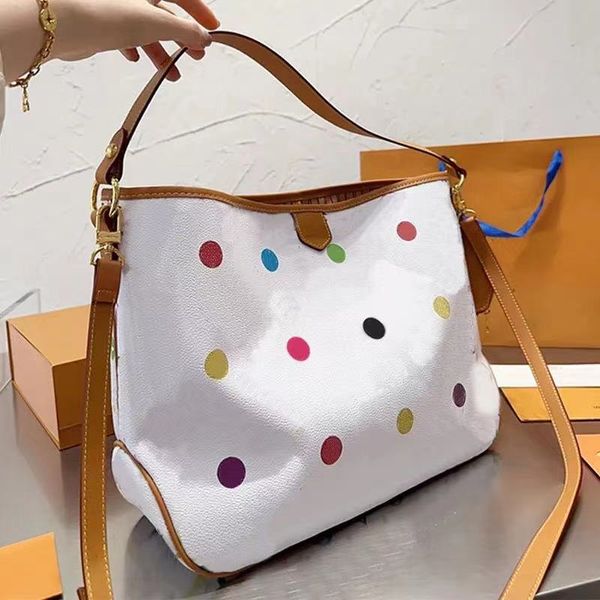 women luxurys designers bags crossbody handbags womens purses shoulder shopping totes bag backpack style 000001
women luxurys designers bags crossbody handbags womens purses shoulder shopping totes bag backpack style 000001