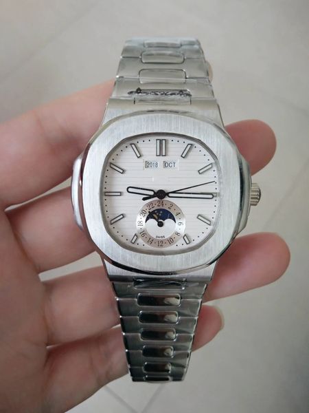 the latest style fashion men's automatic mechanical watch silver stainless steel strap white black dial men's steel strap calendar, Slivery;golden
the latest style fashion men's automatic mechanical watch silver stainless steel strap white black dial men's steel strap calendar, Slivery;golden