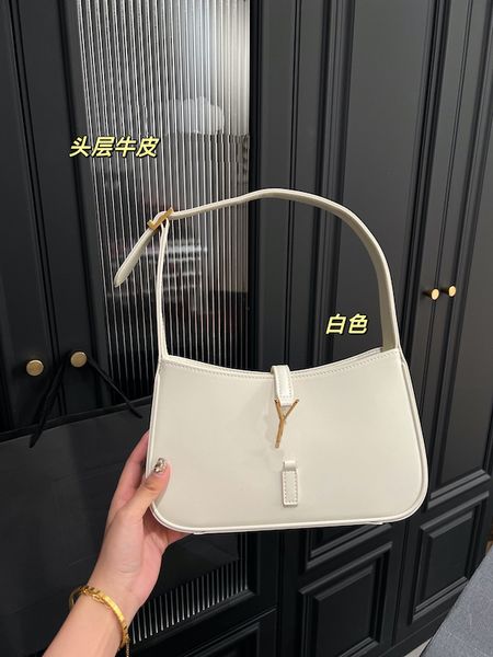 customized designer shoulder bag crossbody bag high-quality leather bag underarm bag womens brand shoulder bag leather one shoulder high-qua
customized designer shoulder bag crossbody bag high-quality leather bag underarm bag womens brand shoulder bag leather one shoulder high-qua